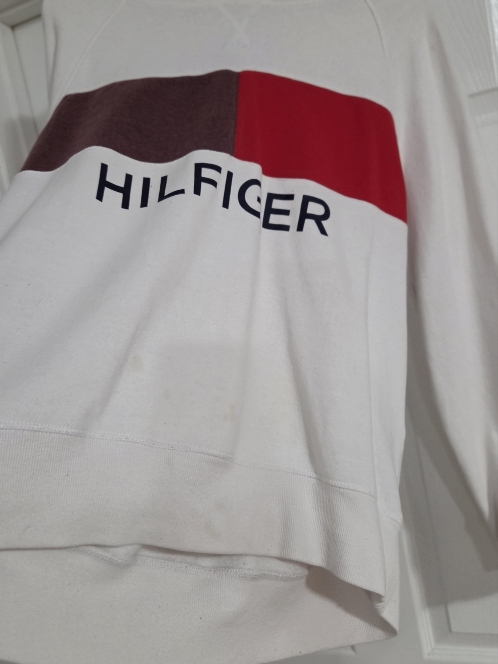 Tommy Hilfiger White Crewneck with Red and Brown Colorblock Panel
